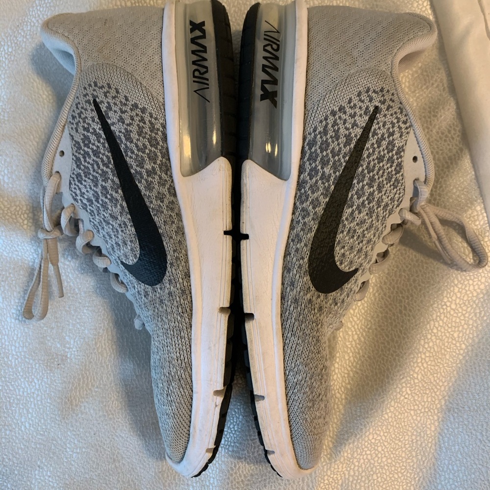 Nike airmax running shoes size 10